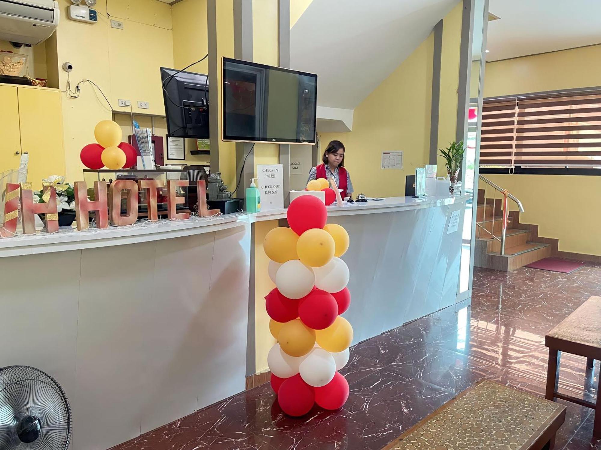 Jun And Helen Hotel And Restaurant Angeles Bagian luar foto